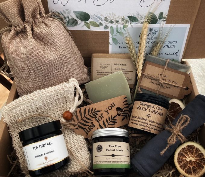 Tea Tree Gift Hamper for Teens & Young Adults